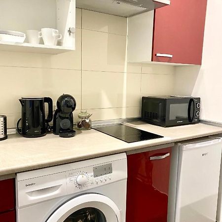 Apartamentos Fuencarral Madrid Eksteriør billede