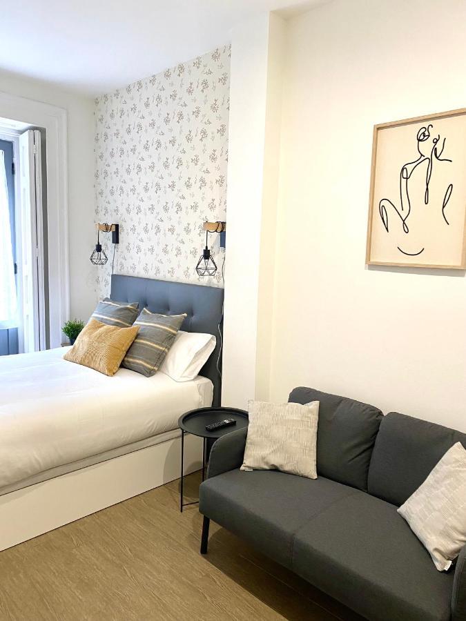 Apartamentos Fuencarral Madrid Eksteriør billede