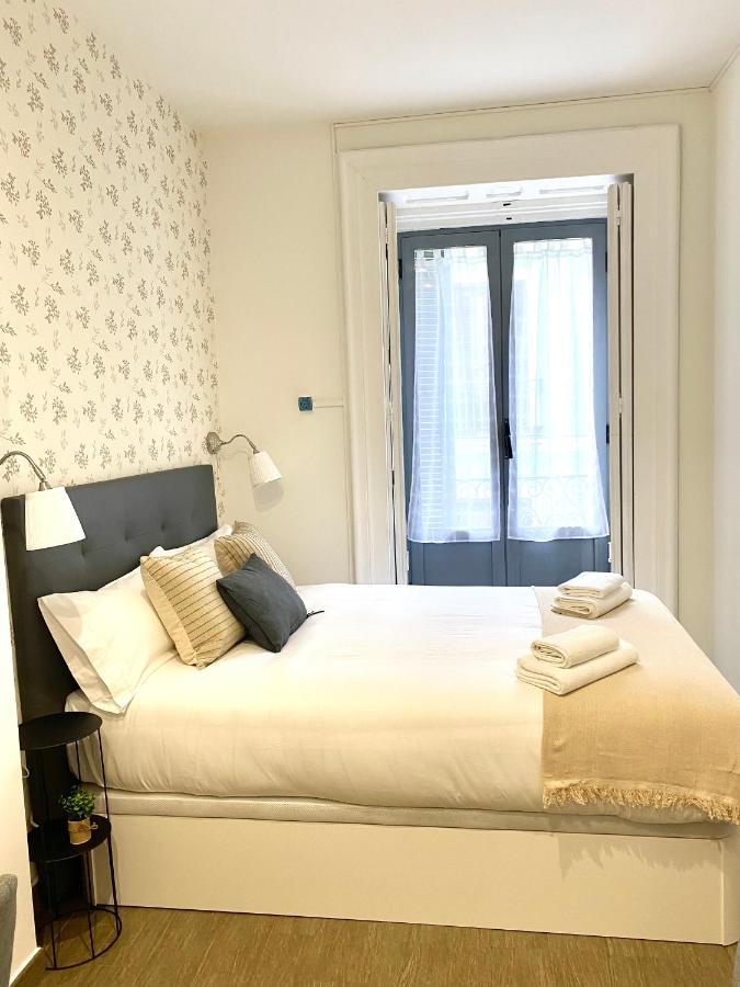 Apartamentos Fuencarral Madrid Eksteriør billede